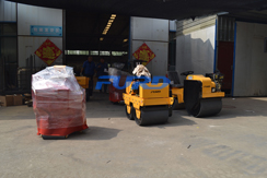 福瑞得機械手扶雙輪壓路機，手扶單輪壓路機，座駕壓路機及時包裝發(fā)貨
